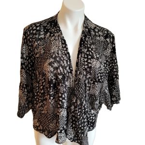 Forever 21 Cape Jacket Small Lightweight Black Patterned Hi-Lo Open Front